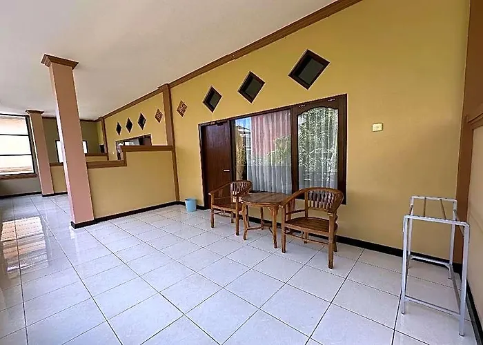 Guest house Taxa Raya Kuta (Bali)