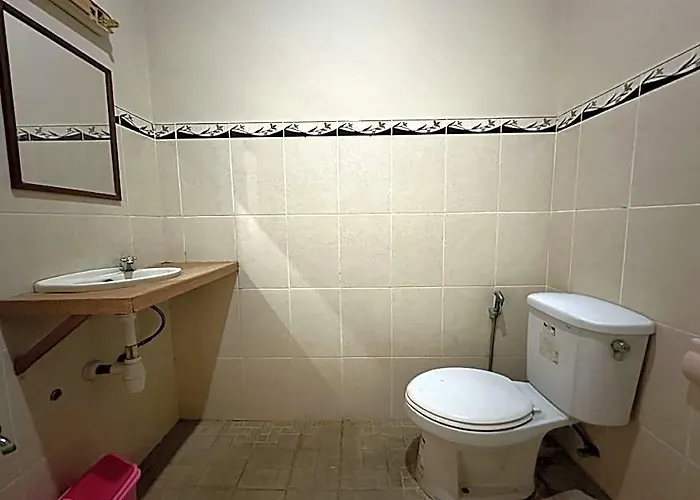 Taxa Raya Guest house Kuta (Bali)